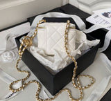 Channel bags