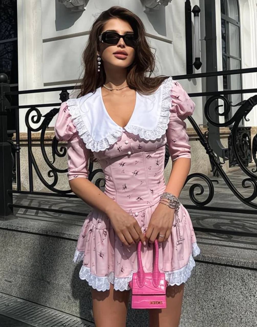 Floral dress with belt and fluffy skirt, in different colors